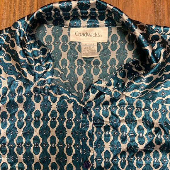 Blue & White Patterned Button Down Long Sleeve - Picture 2 of 3